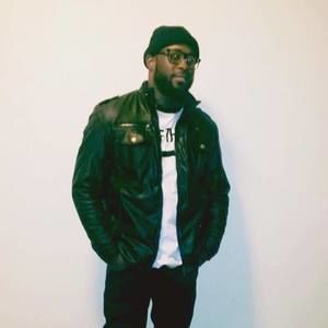 Meet your Posher, Derrick